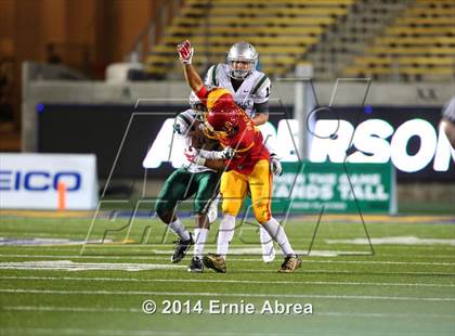 Thumbnail 2 in De La Salle vs. Jesuit photogallery.