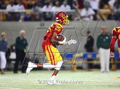 Thumbnail 3 in De La Salle vs. Jesuit photogallery.