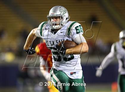 Thumbnail 2 in De La Salle vs. Jesuit photogallery.