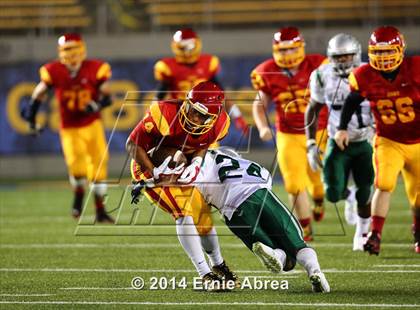 Thumbnail 1 in De La Salle vs. Jesuit photogallery.