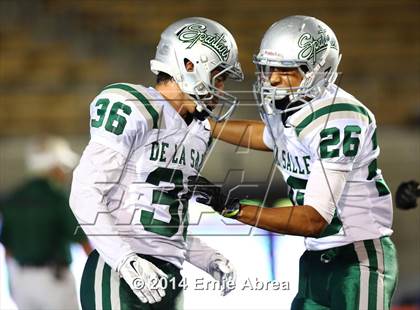 Thumbnail 1 in De La Salle vs. Jesuit photogallery.