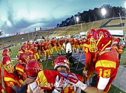 Thumbnail 3 in De La Salle vs. Jesuit photogallery.