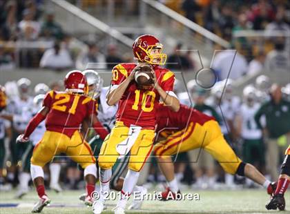 Thumbnail 1 in De La Salle vs. Jesuit photogallery.
