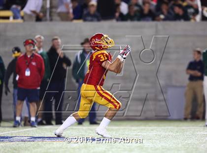 Thumbnail 3 in De La Salle vs. Jesuit photogallery.