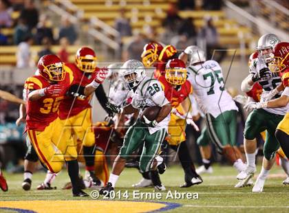 Thumbnail 1 in De La Salle vs. Jesuit photogallery.