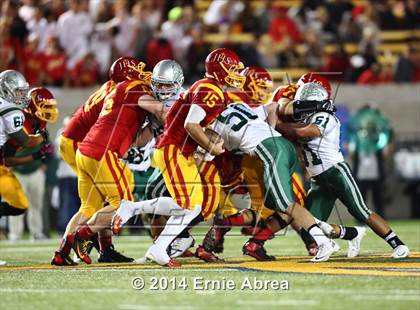 Thumbnail 3 in De La Salle vs. Jesuit photogallery.