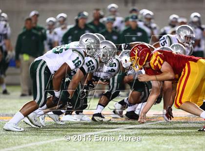 Thumbnail 1 in De La Salle vs. Jesuit photogallery.