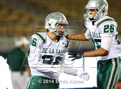 Thumbnail 3 in De La Salle vs. Jesuit photogallery.