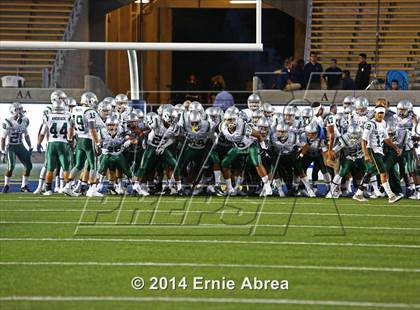 Thumbnail 1 in De La Salle vs. Jesuit photogallery.