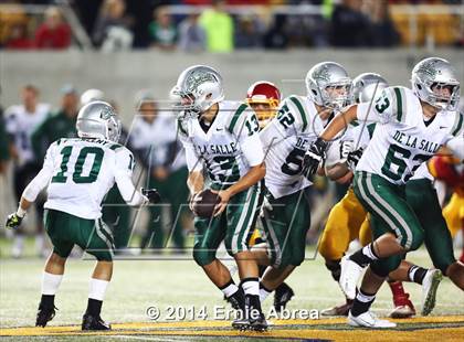 Thumbnail 1 in De La Salle vs. Jesuit photogallery.