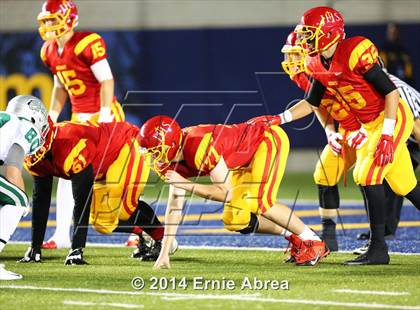 Thumbnail 3 in De La Salle vs. Jesuit photogallery.