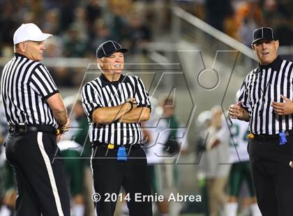 Thumbnail 1 in De La Salle vs. Jesuit photogallery.