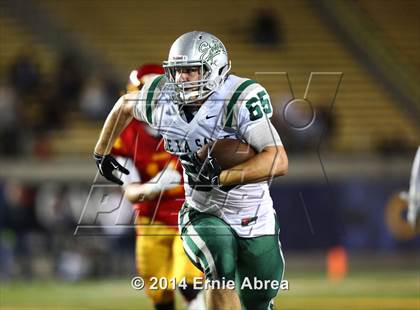 Thumbnail 1 in De La Salle vs. Jesuit photogallery.