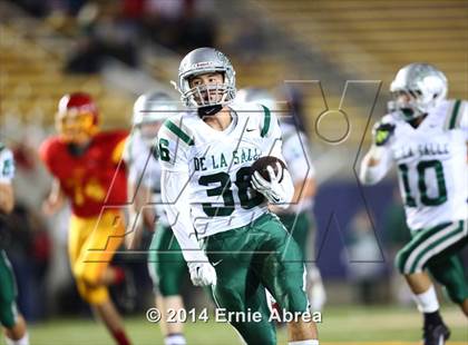 Thumbnail 3 in De La Salle vs. Jesuit photogallery.