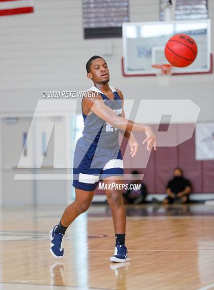Thumbnail 2 in Charlotte vs Newsome (Suncoast Holiday Classic) photogallery.