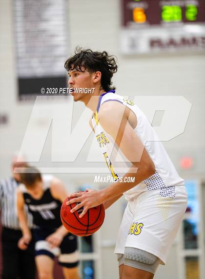 Thumbnail 3 in Charlotte vs Newsome (Suncoast Holiday Classic) photogallery.