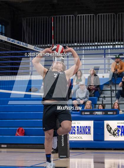 Thumbnail 3 in Highlands Ranch vs Cherry Creek photogallery.