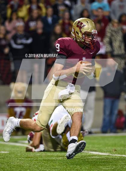 Thumbnail 1 in Cypress Woods vs The Woodlands (UIL 6A DI Region 2 Area) photogallery.