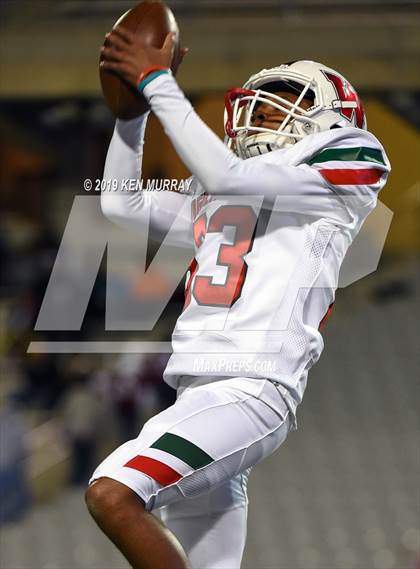Thumbnail 3 in Cypress Woods vs The Woodlands (UIL 6A DI Region 2 Area) photogallery.
