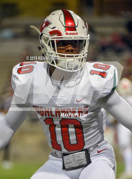 Thumbnail 3 in Cypress Woods vs The Woodlands (UIL 6A DI Region 2 Area) photogallery.