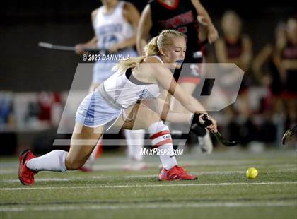 Thumbnail 2 in Herndon @ Yorktown photogallery.