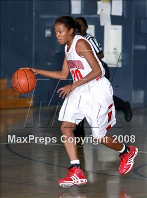 Thumbnail 2 in  El Segundo vs. Lakewood (Gahr Tournament) photogallery.
