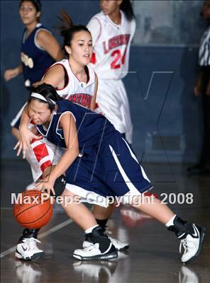 Thumbnail 1 in  El Segundo vs. Lakewood (Gahr Tournament) photogallery.