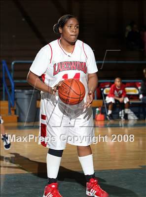 Thumbnail 2 in  El Segundo vs. Lakewood (Gahr Tournament) photogallery.
