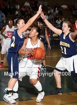 Thumbnail 3 in  El Segundo vs. Lakewood (Gahr Tournament) photogallery.