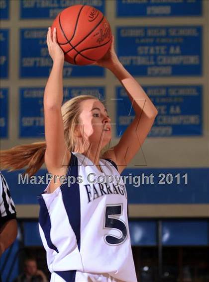 Thumbnail 1 in Farragut vs Powell (Kroger Thanksgiving Classic) photogallery.