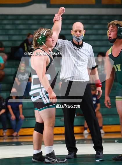 Thumbnail 2 in Royal vs. South Torrance photogallery.