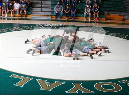 Thumbnail 3 in Royal vs. South Torrance photogallery.