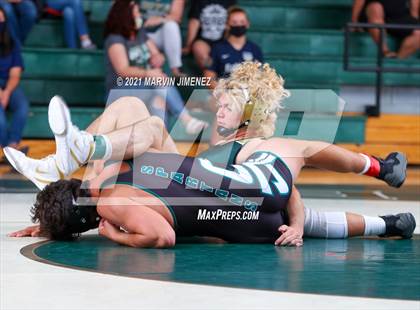 Thumbnail 3 in Royal vs. South Torrance photogallery.