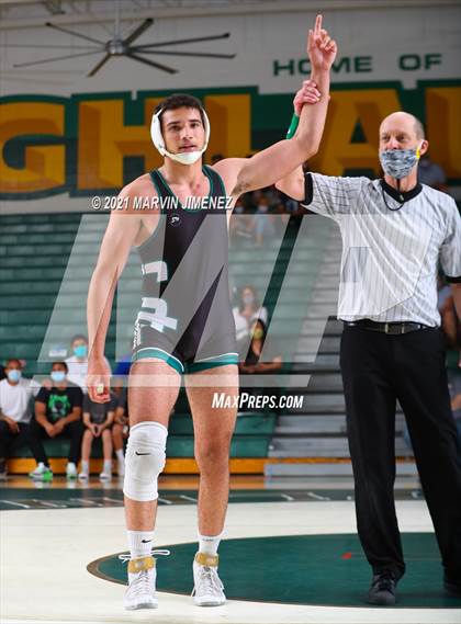 Thumbnail 1 in Royal vs. South Torrance photogallery.