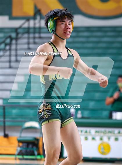 Thumbnail 2 in Royal vs. South Torrance photogallery.