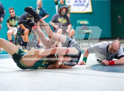 Thumbnail 2 in Royal vs. South Torrance photogallery.
