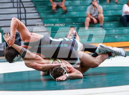 Thumbnail 3 in Royal vs. South Torrance photogallery.