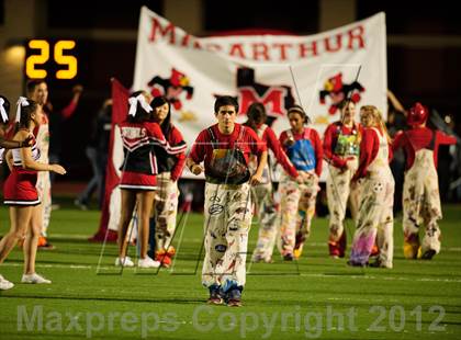 Thumbnail 2 in Grapevine @ MacArthur photogallery.
