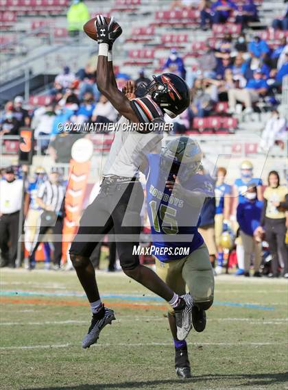 Thumbnail 2 in Seminole vs. Osceola (FHSAA 8A Final)  photogallery.