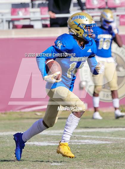 Thumbnail 3 in Seminole vs. Osceola (FHSAA 8A Final)  photogallery.