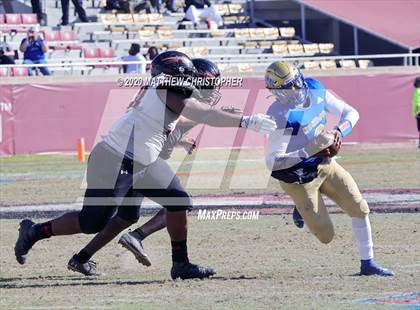 Thumbnail 2 in Seminole vs. Osceola (FHSAA 8A Final)  photogallery.