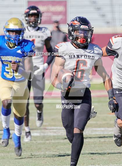 Thumbnail 3 in Seminole vs. Osceola (FHSAA 8A Final)  photogallery.