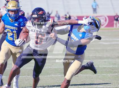 Thumbnail 3 in Seminole vs. Osceola (FHSAA 8A Final)  photogallery.