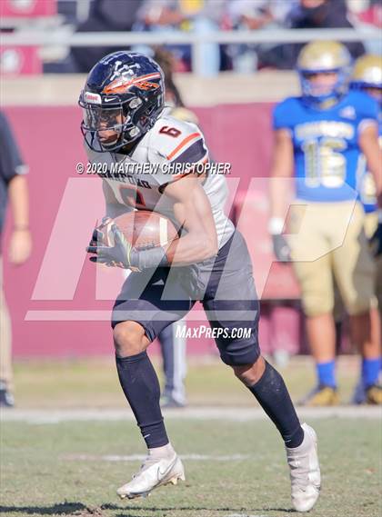 Thumbnail 3 in Seminole vs. Osceola (FHSAA 8A Final)  photogallery.