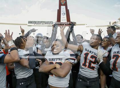 Thumbnail 1 in Seminole vs. Osceola (FHSAA 8A Final)  photogallery.