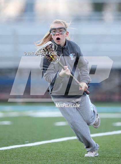 Thumbnail 2 in Herndon @ Yorktown photogallery.