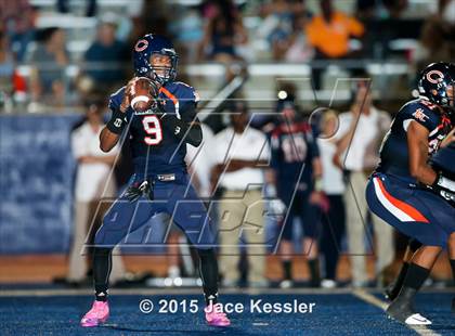 Thumbnail 2 in Alemany @ Chaminade photogallery.