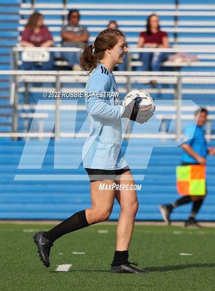 Thumbnail 3 in Rockwall vs. Southlake Carroll (UIL 6A Girls Soccer State Final) photogallery.