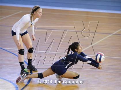 Thumbnail 2 in Leyden vs Addison Trail (Eagle Invite) photogallery.