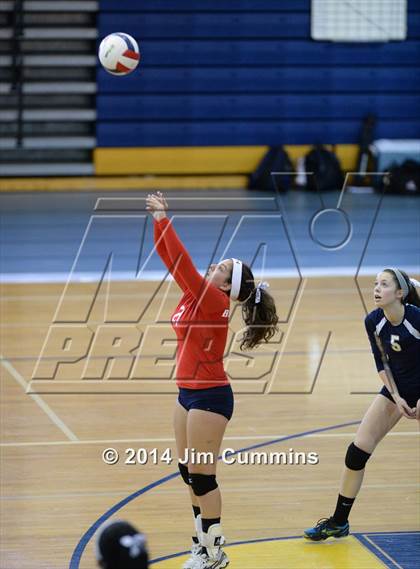 Thumbnail 3 in Leyden vs Addison Trail (Eagle Invite) photogallery.